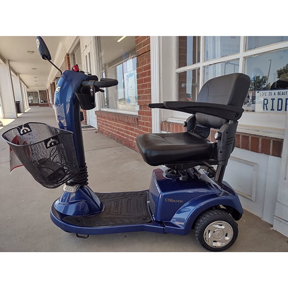 Used Golden Companion 3-Wheel Mid-Size Scooter | U724